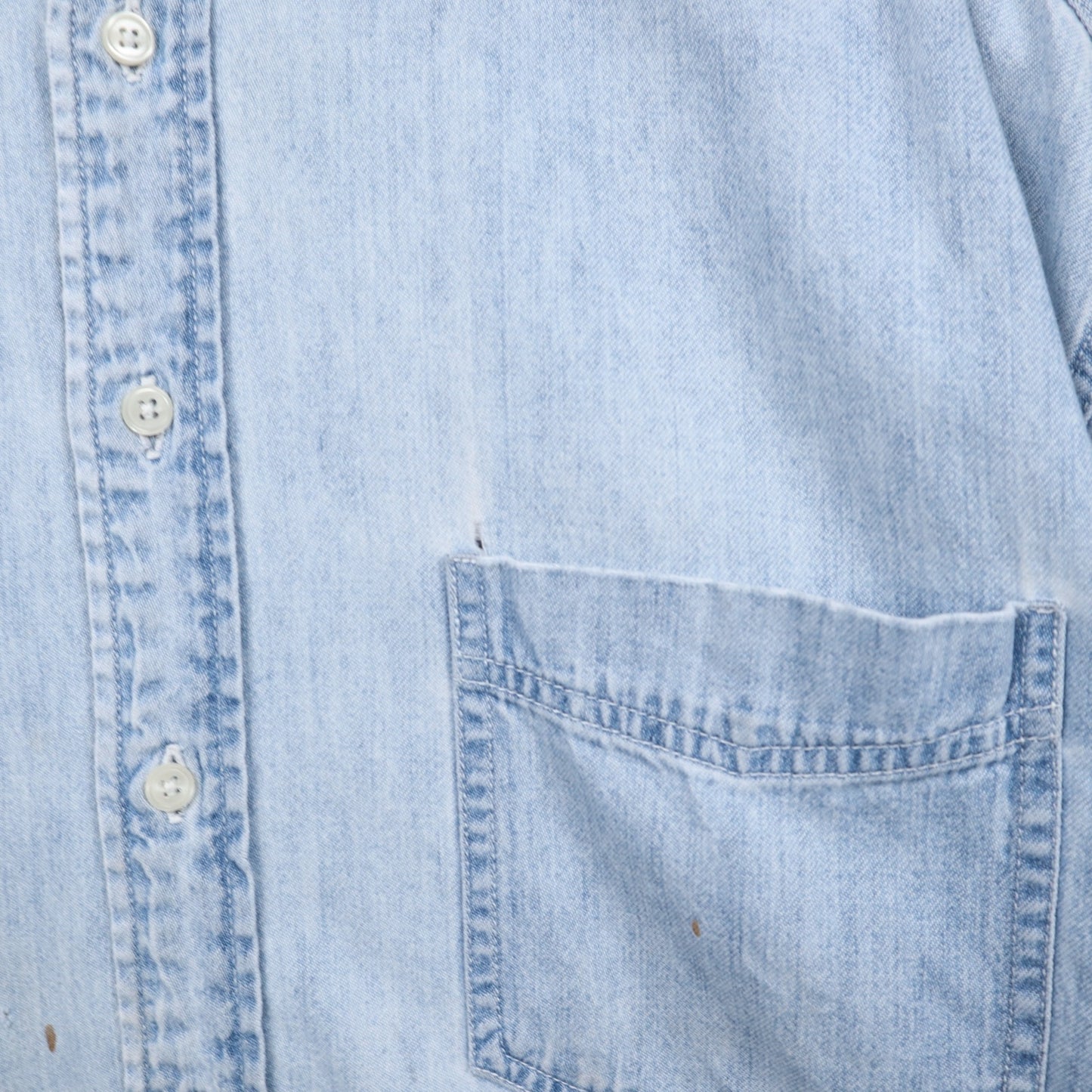 90s Light Blue Gap Denim Button Up Shirt 5475