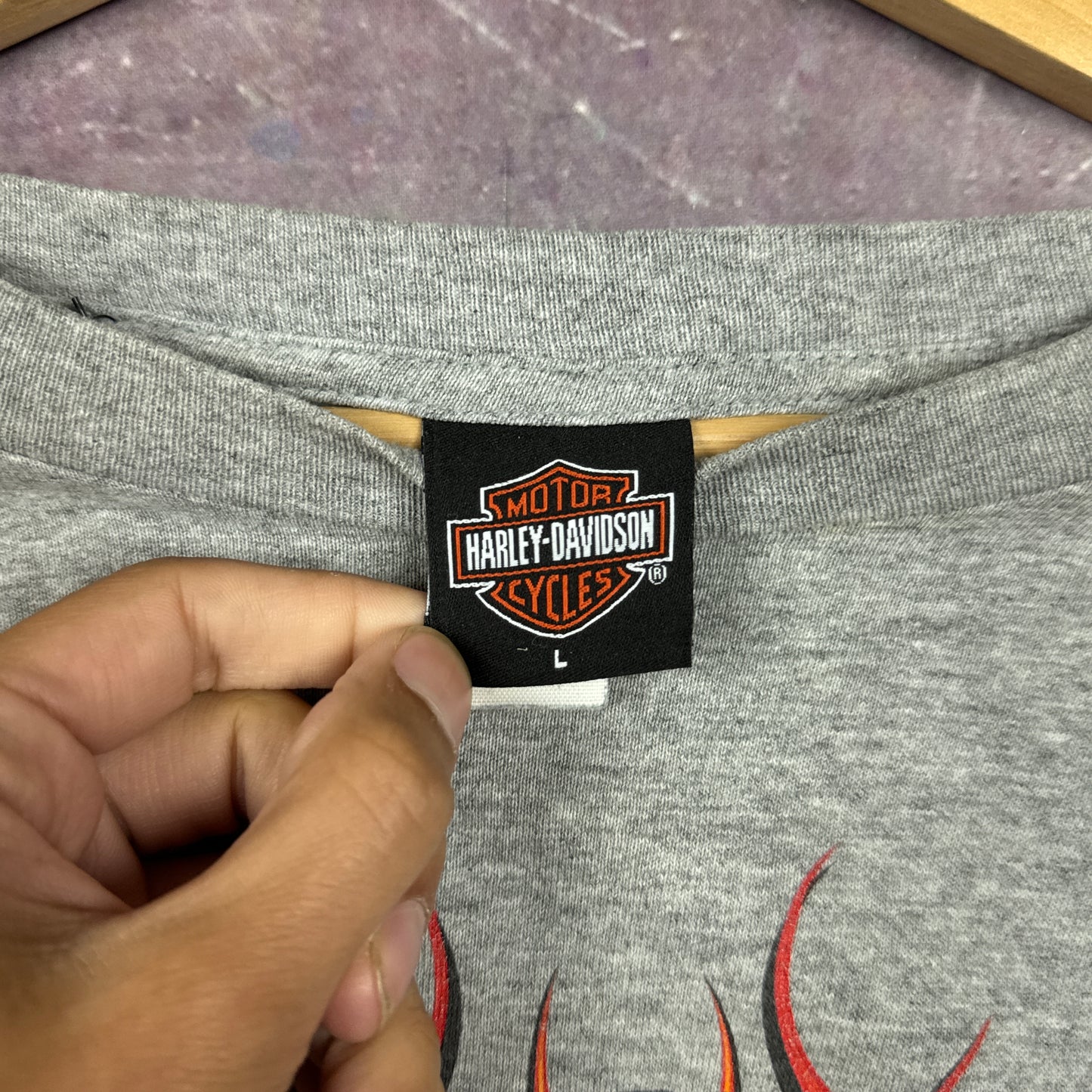 00s Grey Harley Davidson Flame Sleeve Shirt AP22