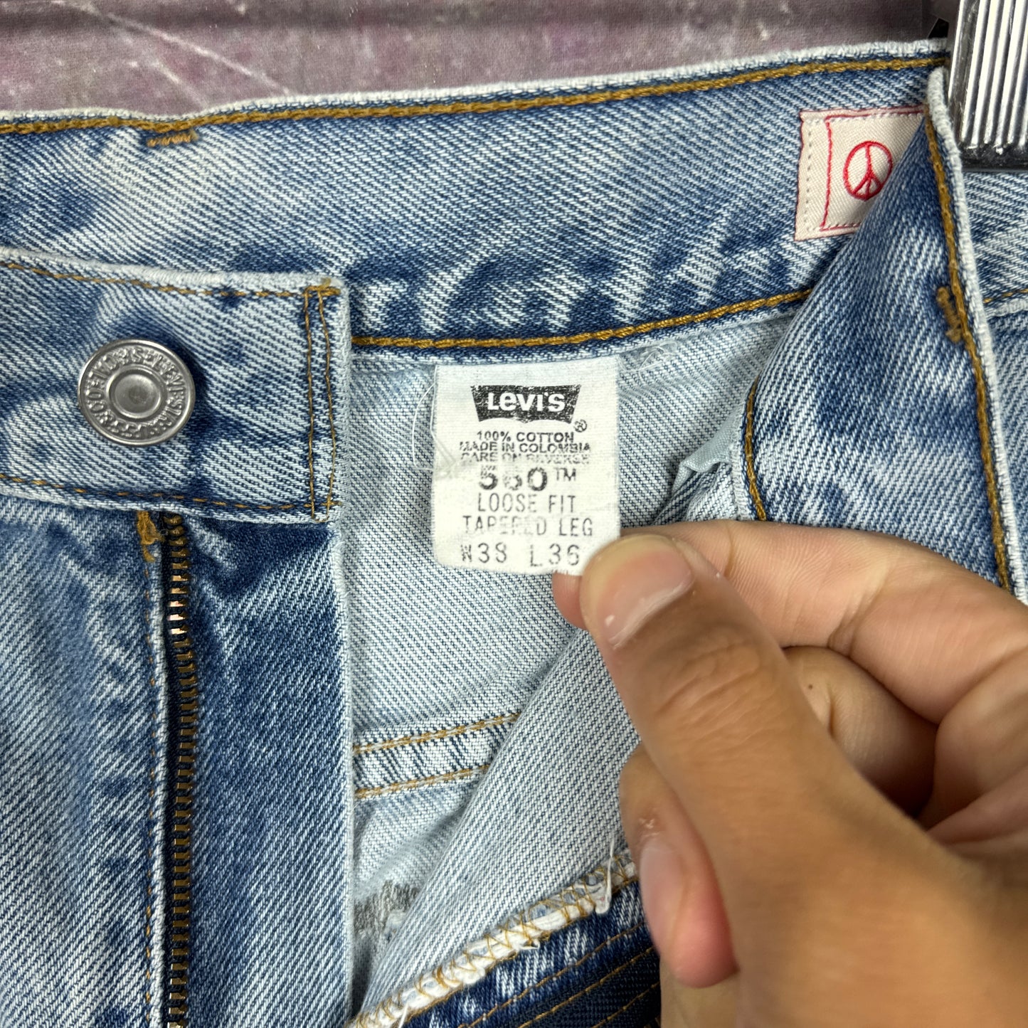 Vintage Light Wash Levi 560 Patchwork Baggy Denim Jean Shorts 35x10.5 17