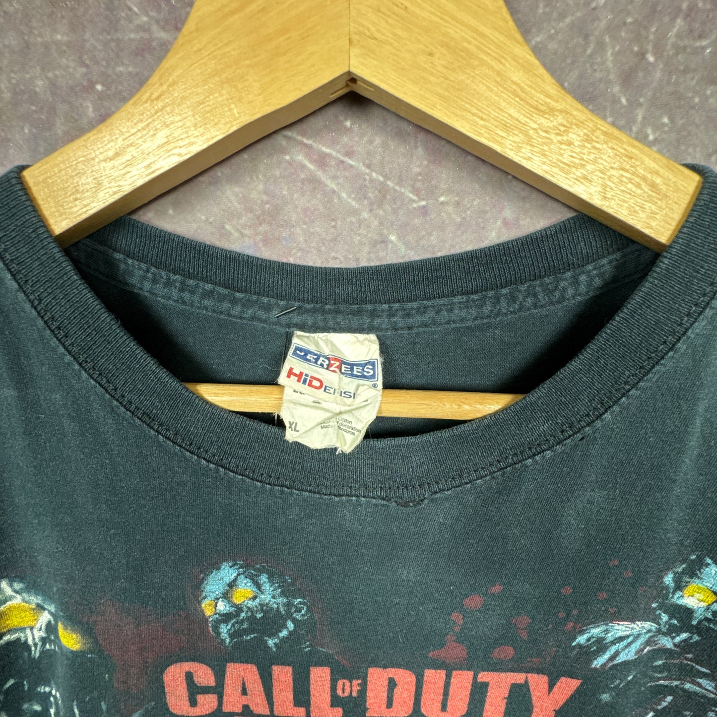 00s Black Call Of Duty Zombies Shirt 3417