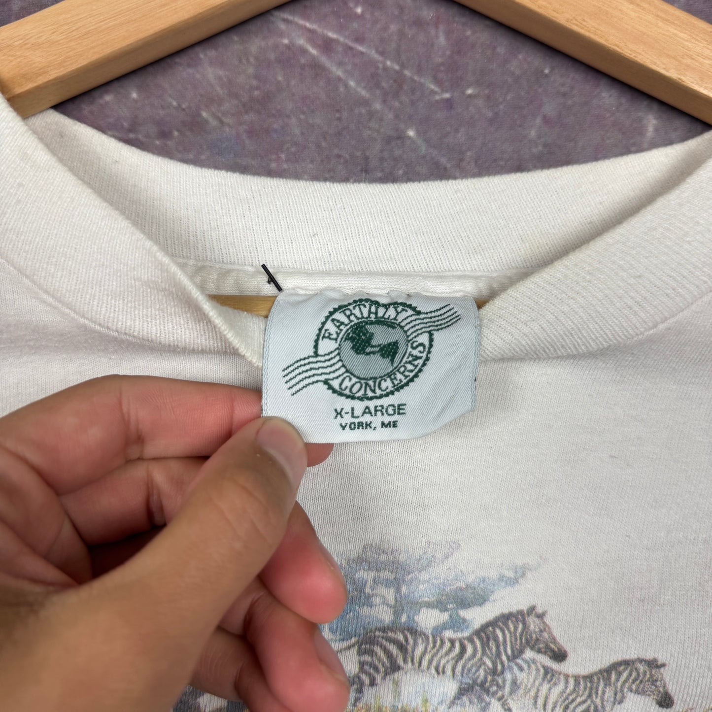 90s White Feel The Rhythm Of The Earth Animal Graphic Shirt XL 2525