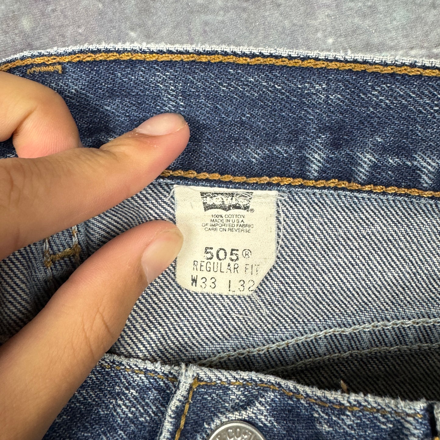 90s Medium Wash Faded Levi's 505 Denim Jeans 33x32 2065