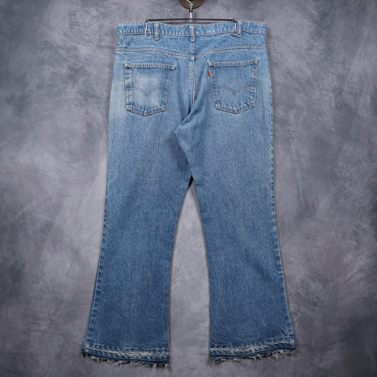 70s Medium Wash Levi's Orange Tab Flare Jeans 5050