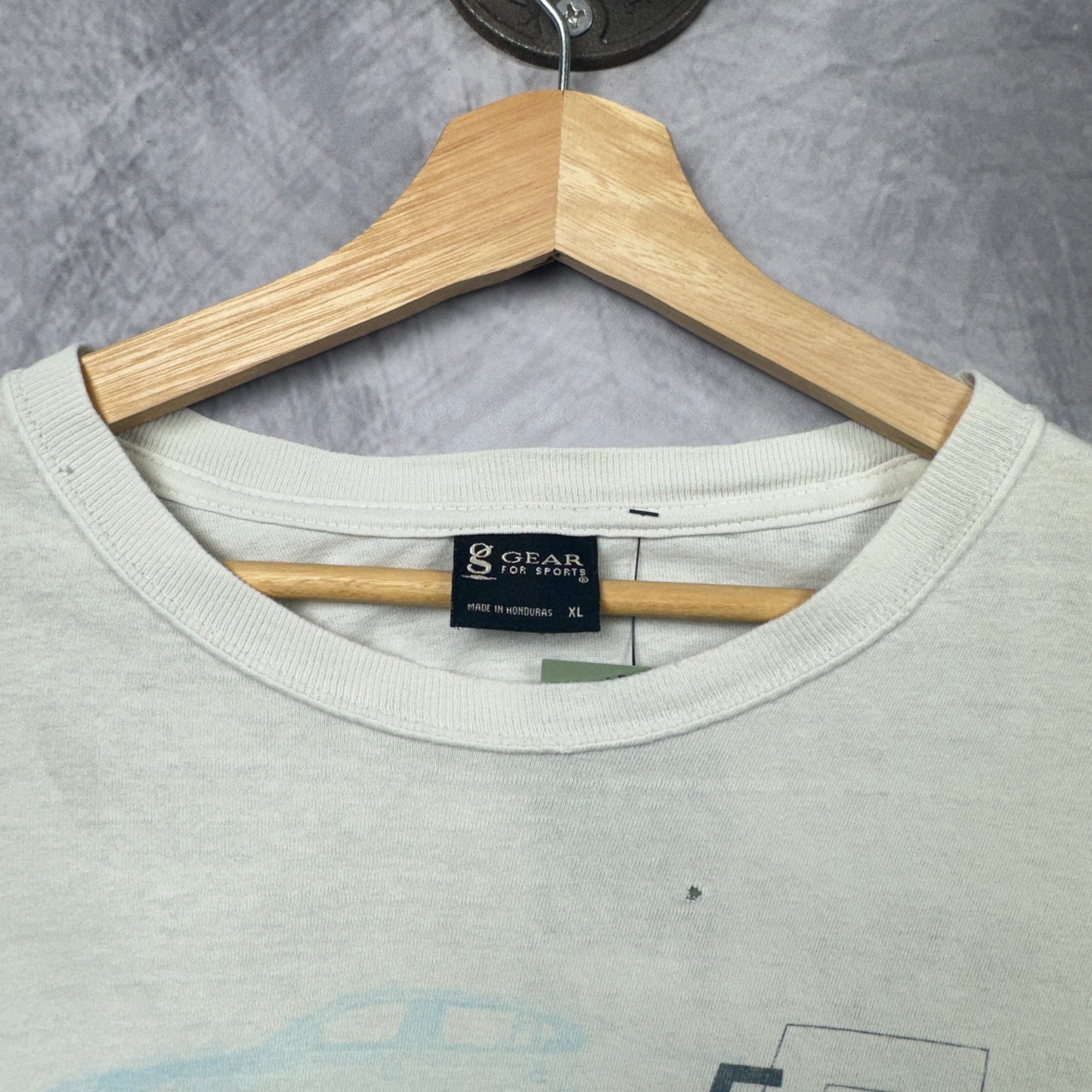 00s White BMW 5 Series Shirt 3917