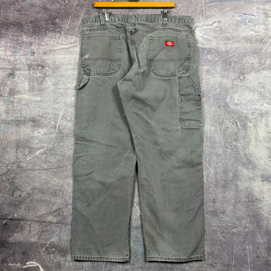 00s Dark Gray Dickies Carpenter Work Pants 37x30 0469