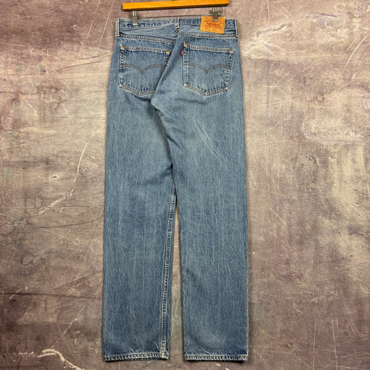 90s Medium Wash Levi's 501 XX Denim Jeans 32x32.5 2229