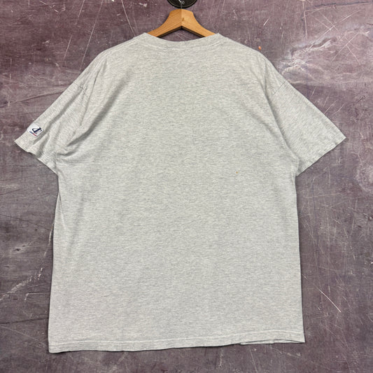 90s Light Grey New York Knicks National Basketball Association Graphic Shirt XL 2979