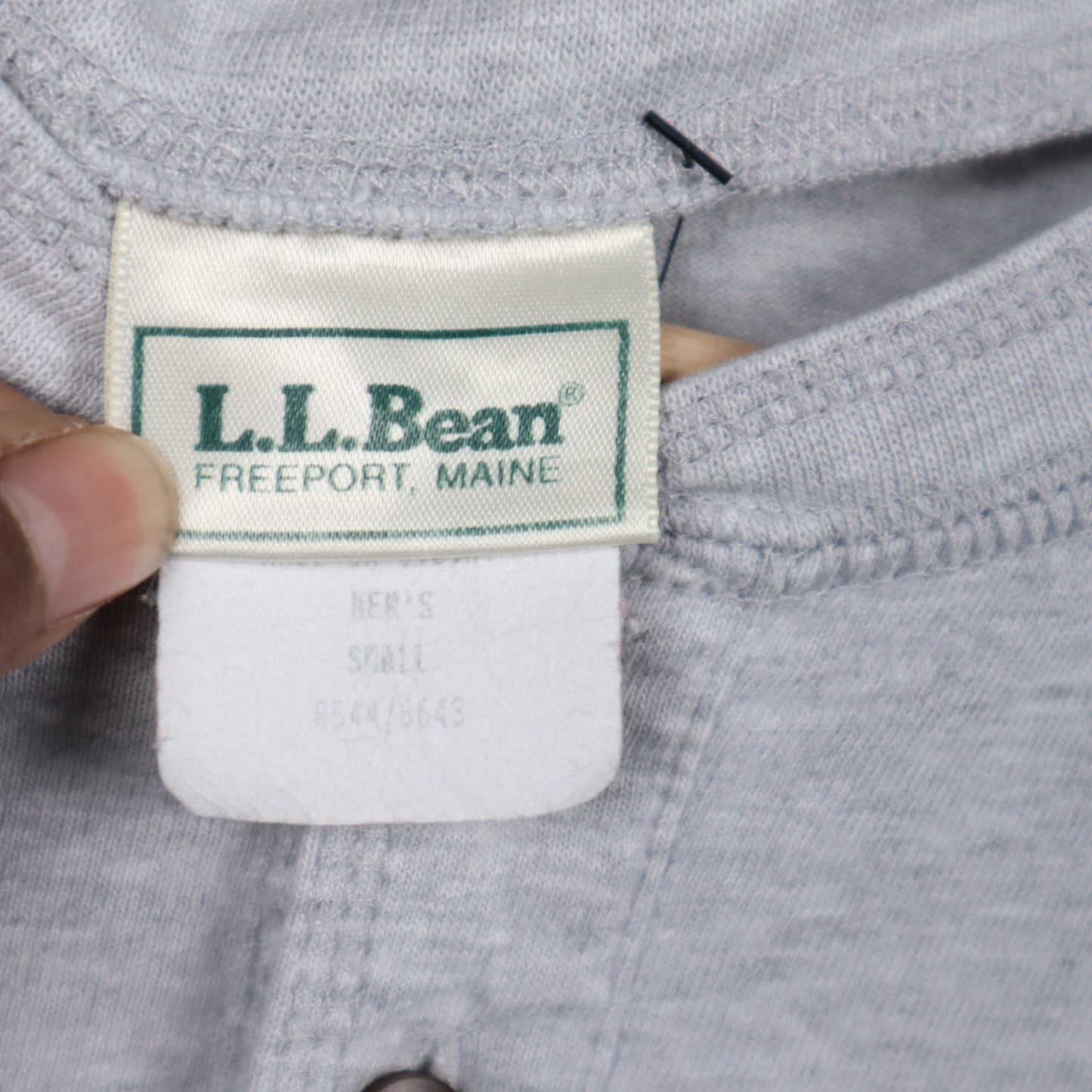 90s Heather Grey L.L. Bean Long Sleeve Henley Shirt 5134