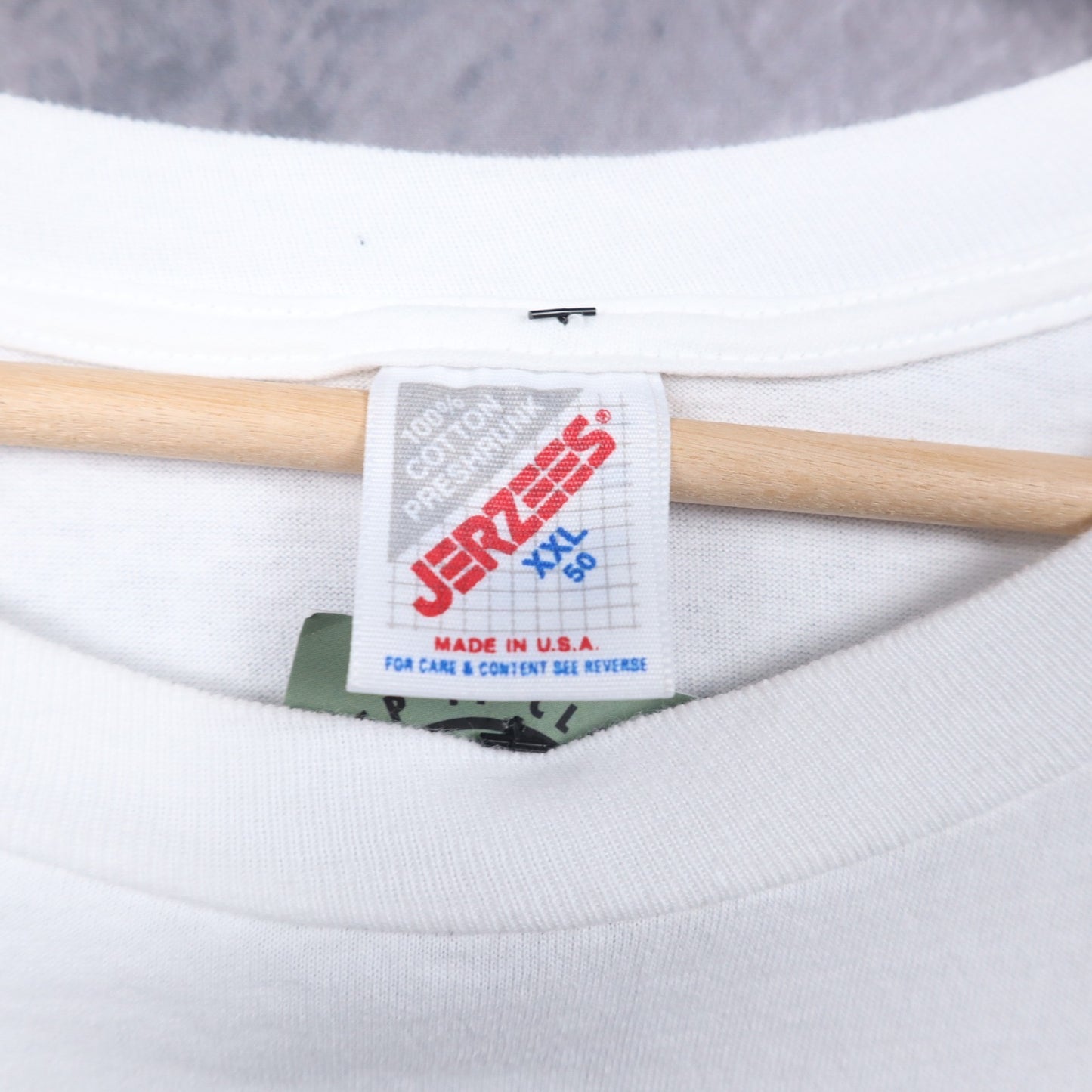 1990 White Build Your Own Rainbow B. Johnson Art Shirt 4842