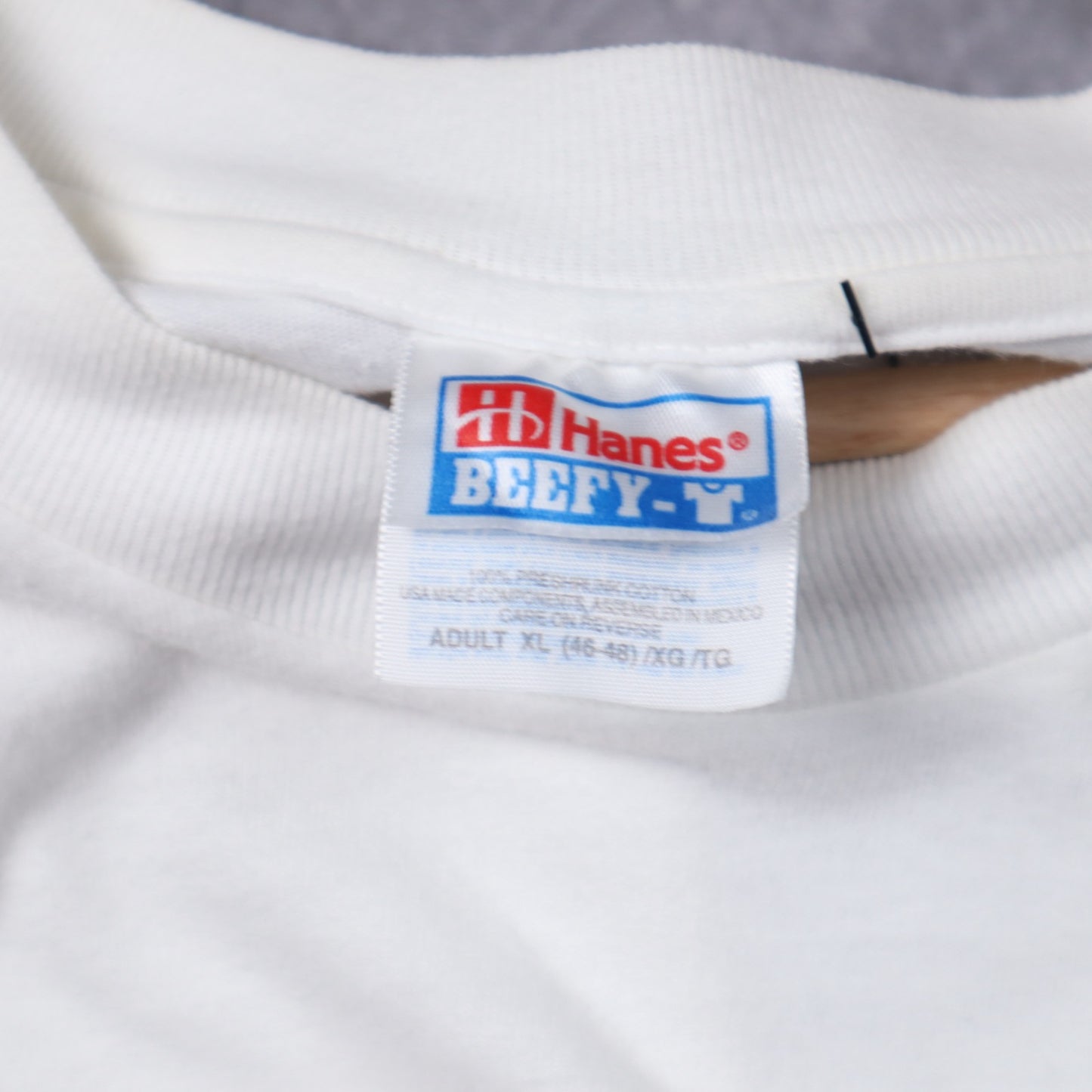 Early 2000s White Wrapture "Cut, Bleed, Die" Design Shirt 5389