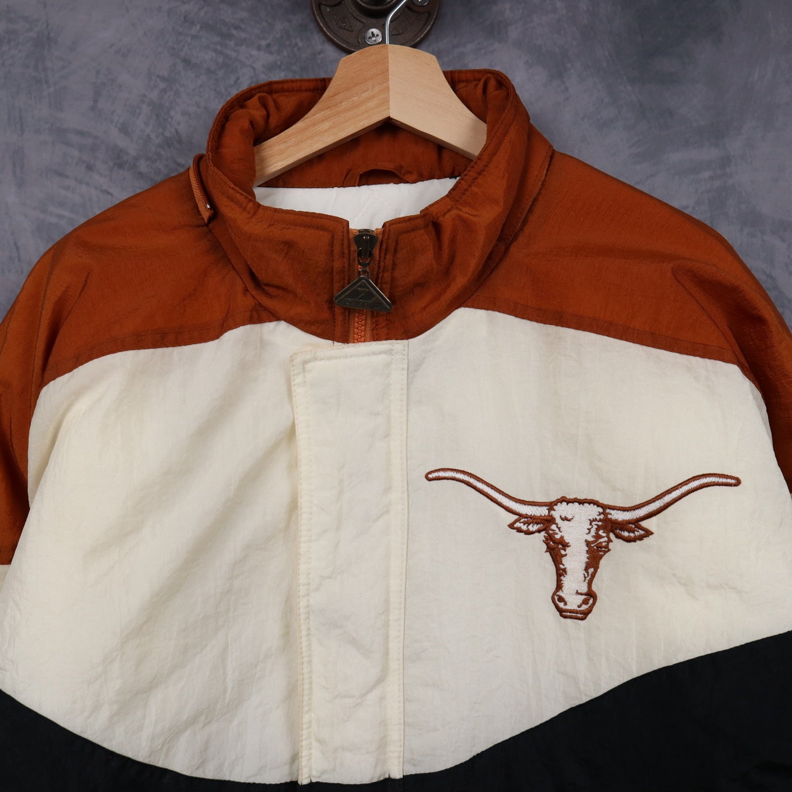 90s Burnt Orange Texas Longhorns Apex One Puffer Jacket 5916