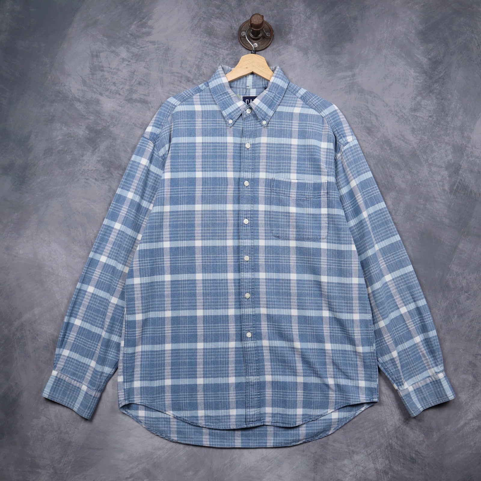 90s Blue Gap Plaid Long Sleeve Button Up Shirt 5142