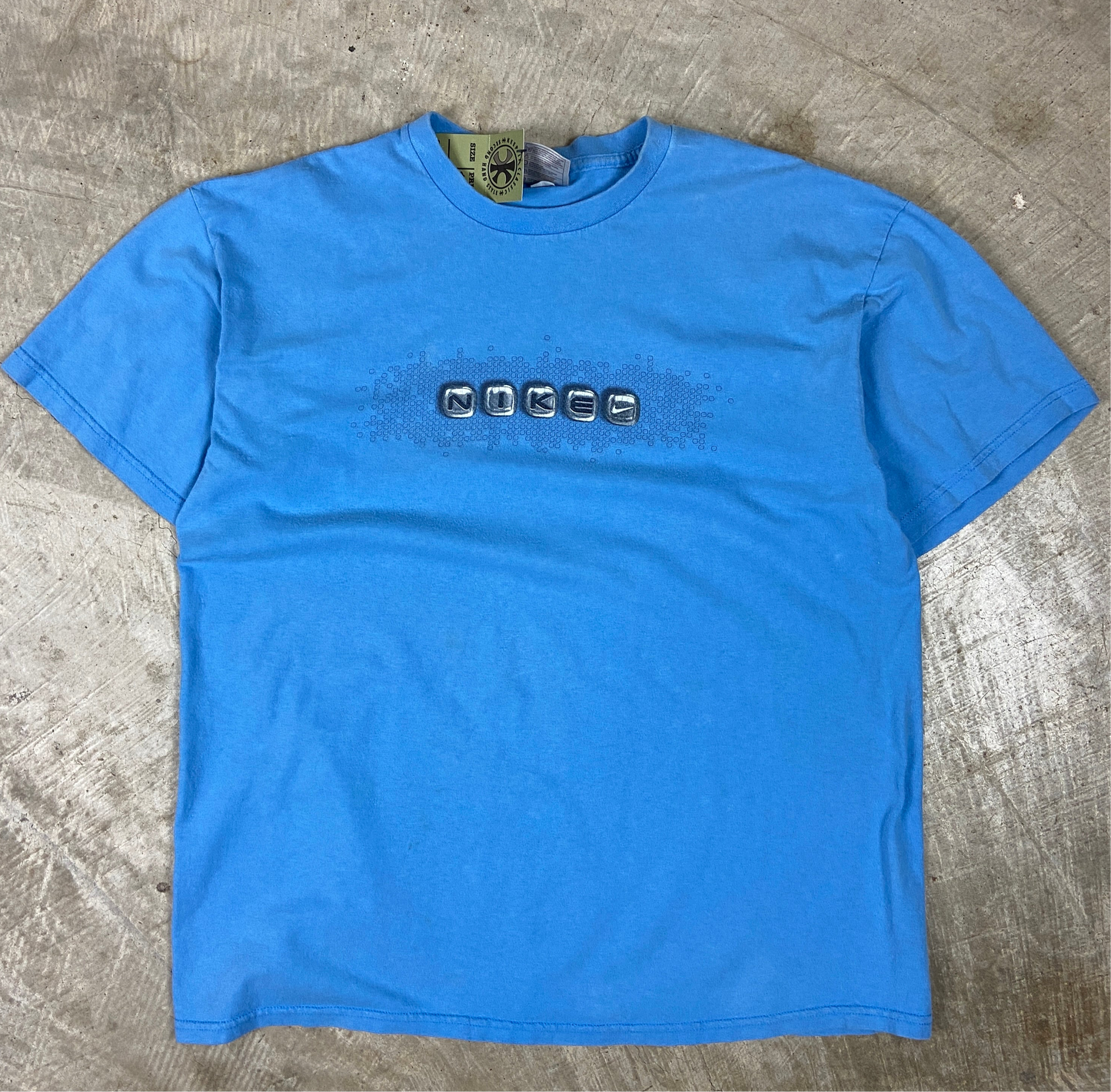 Early 00s Sky Blue Nike Essential Spellout Logo Graphic Shirt L BF23