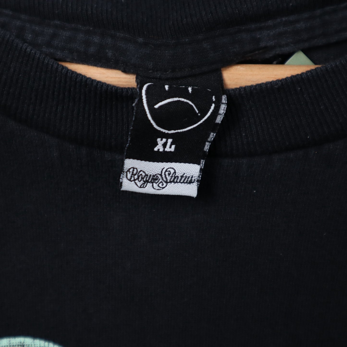 Late 2000s Black Grenade Rogue Status Shirt 5432