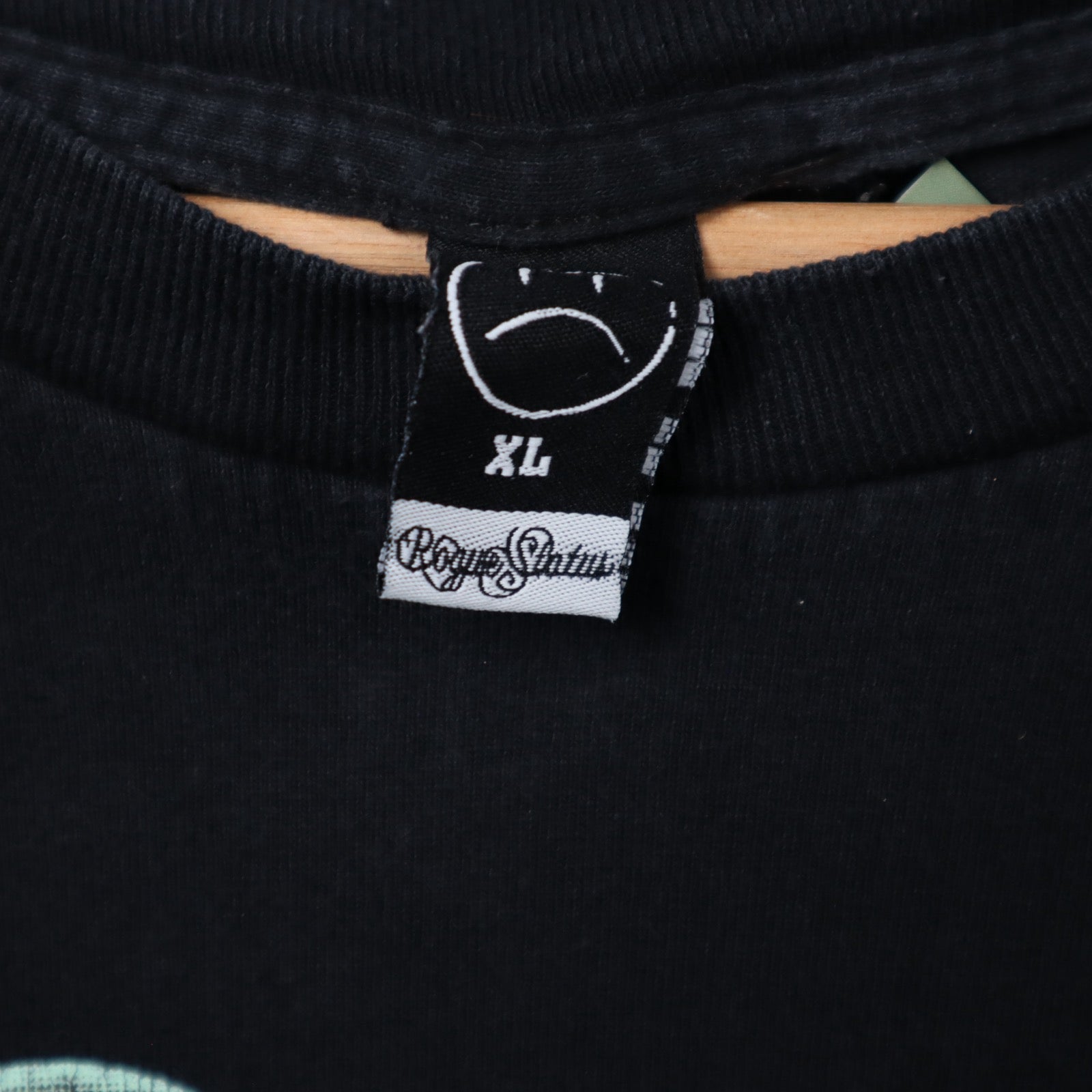 Late 2000s Black Grenade Rogue Status Shirt 5432