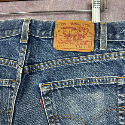 90s Medium Wash Faded Levi's 505 Denim Jeans 33x32 2065