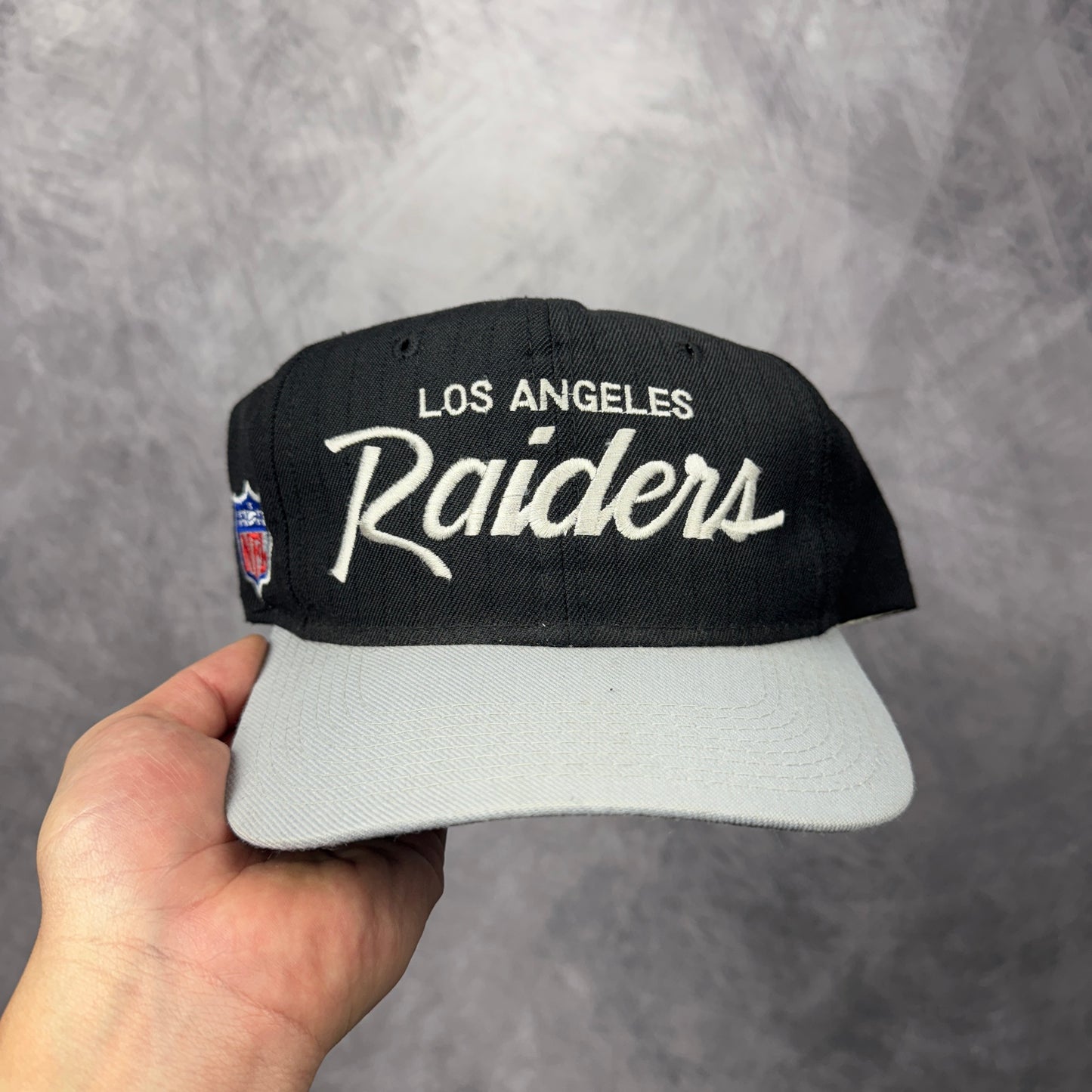 90s Black Los Angeles Raiders Single Line Script Hat 4302