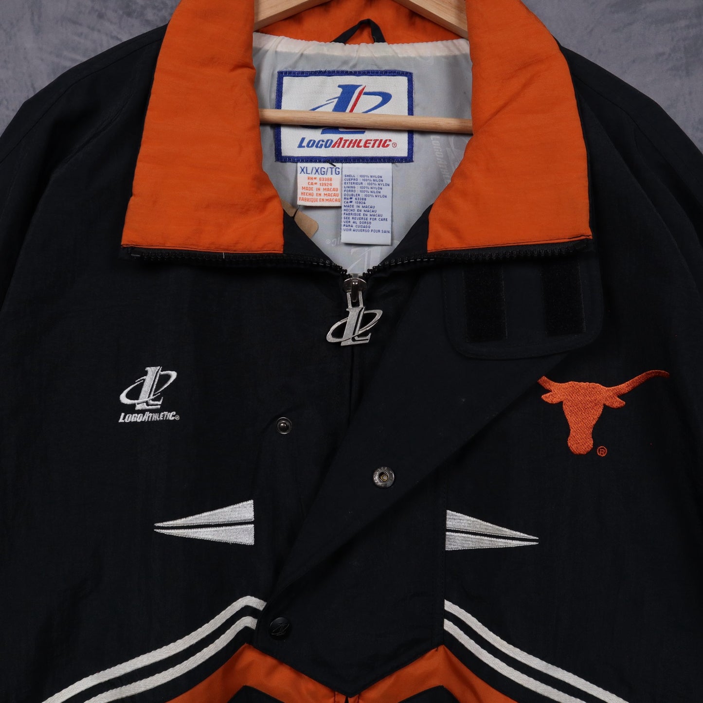 90s Black Texas Longhorns Logo Athletic Jacket 5945