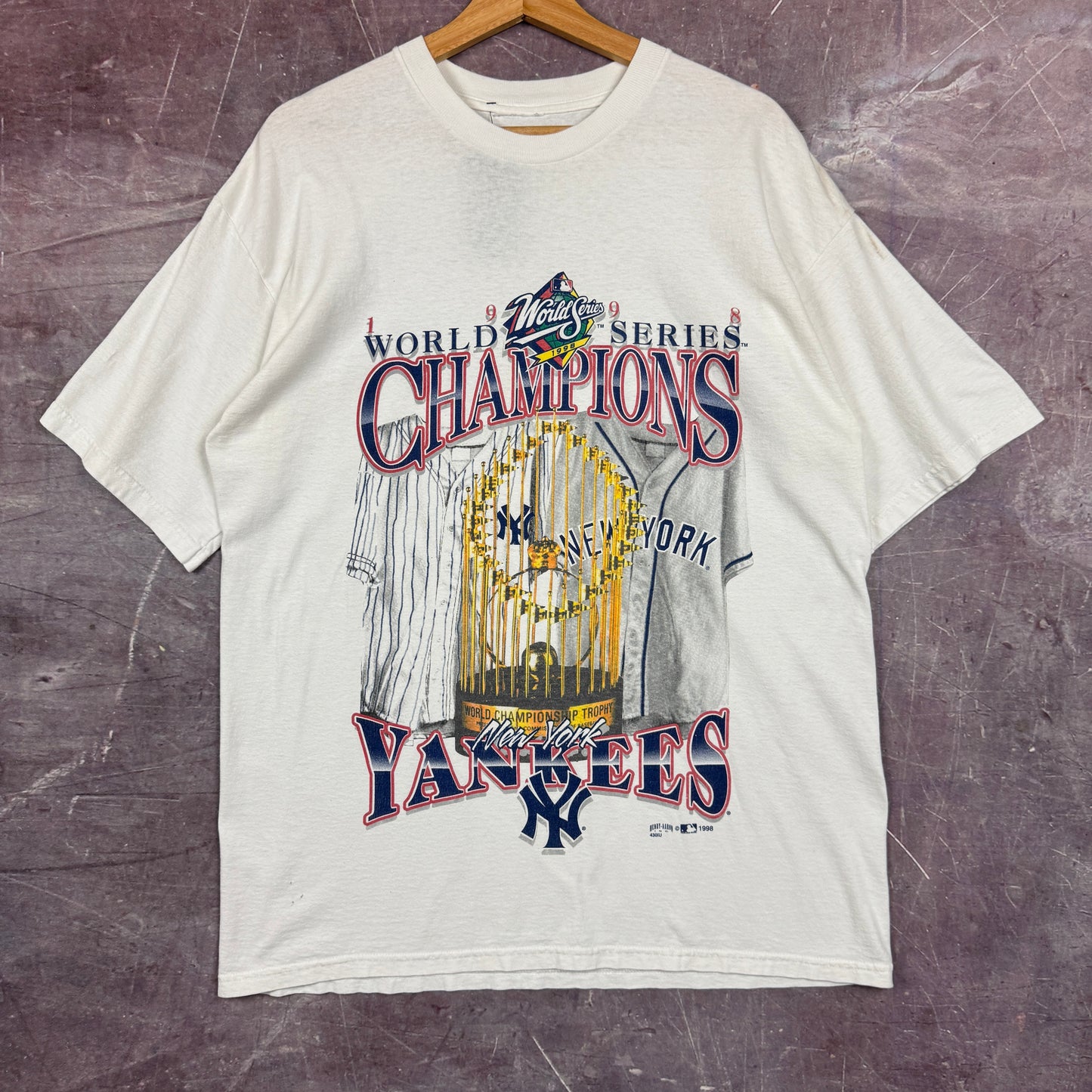 1998 White Yankees Shirt 3296