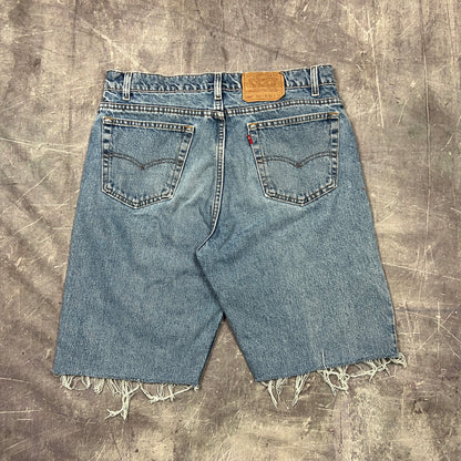 90s Light Wash Levi's 550 Baggy Jean Shorts 35x10.5 AY72