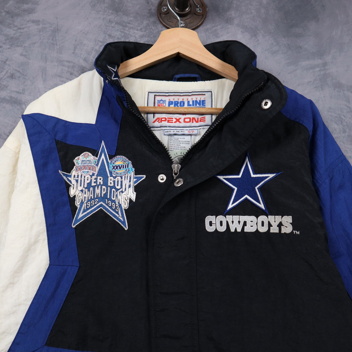 90s Black Dallas Cowboys Super Bowl Champions Apex One Jacket 6494