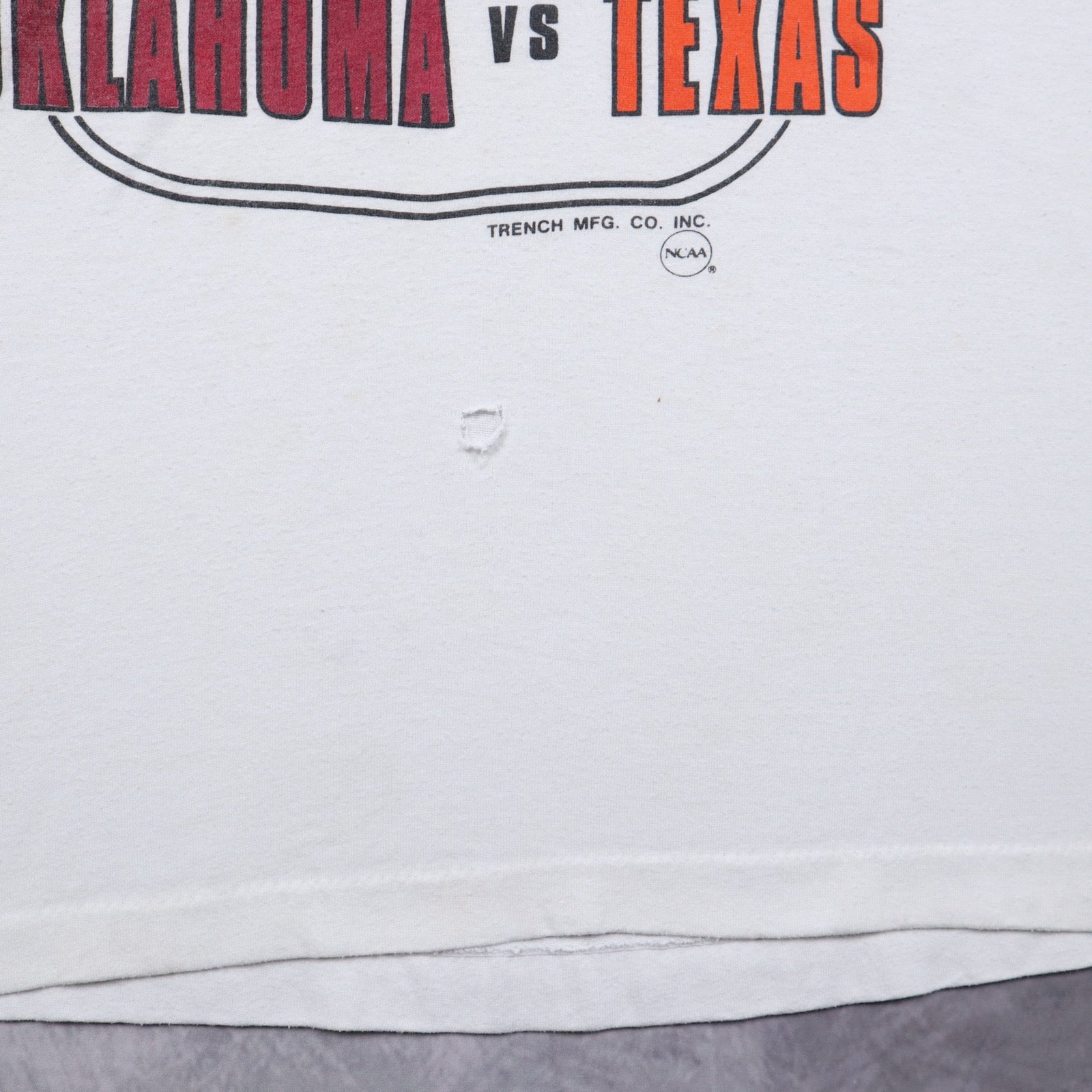 90s White Cotton Bowl Oklahoma vs Texas Shirt 5762