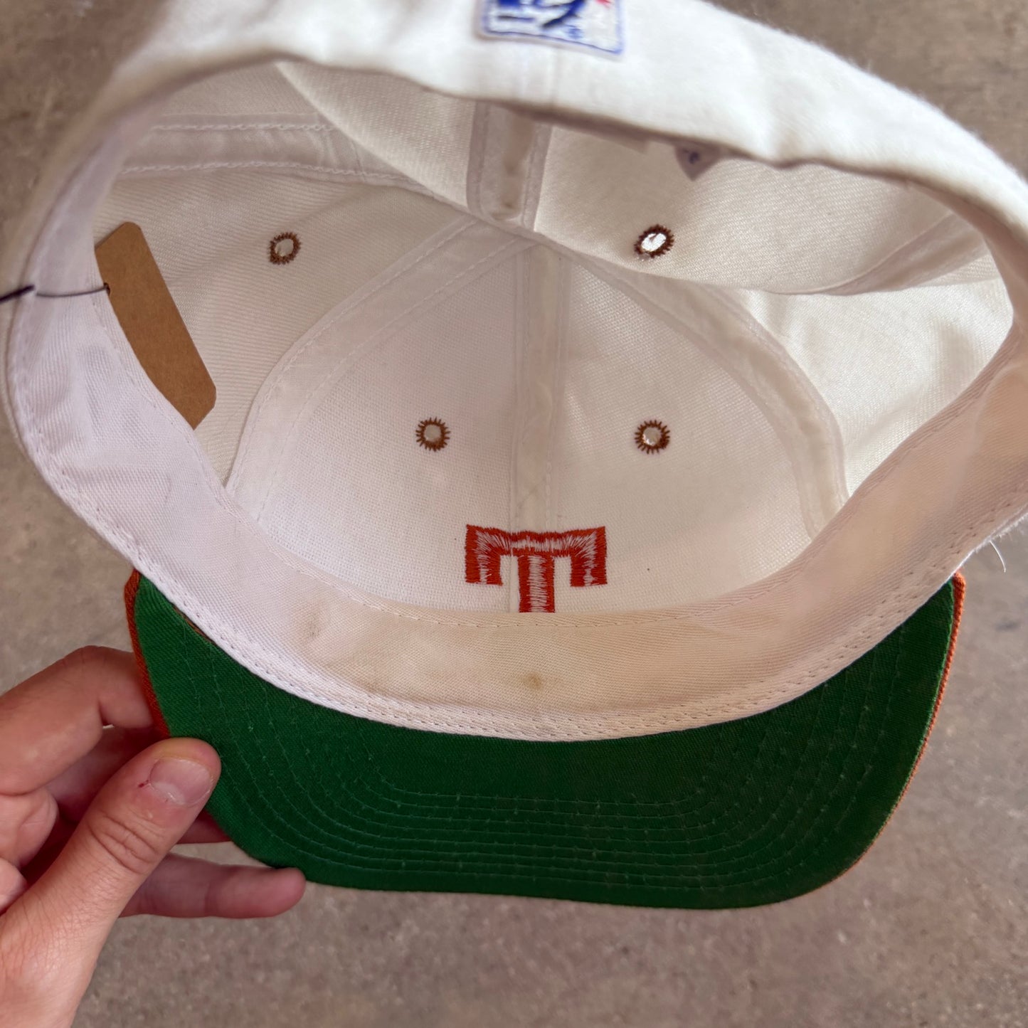 90s White Texas Longhorns The Game Fitted Hat 5796