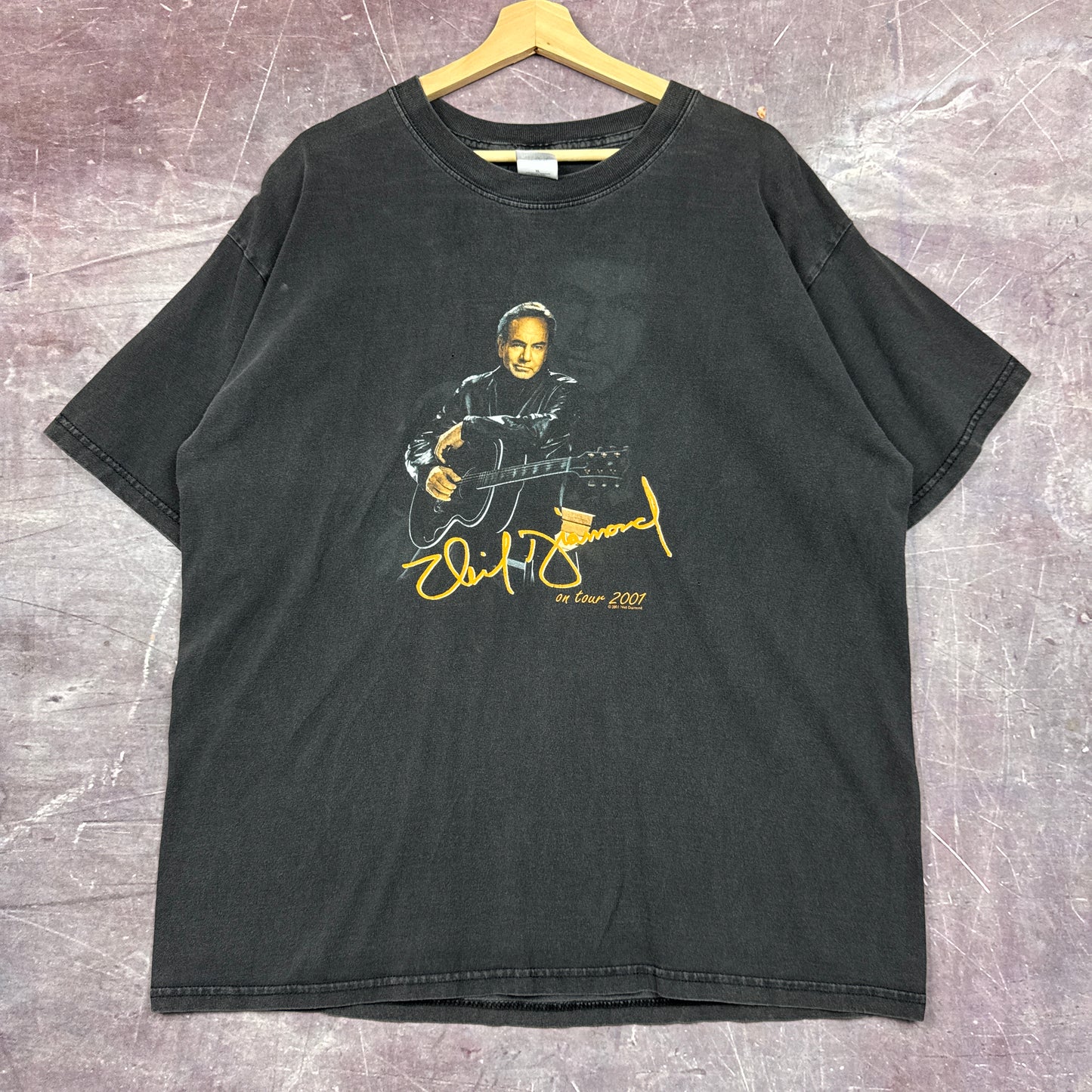 2001 Faded Black Neil Diamond On Tour Live In Concert Graphic Shirt XL 2870