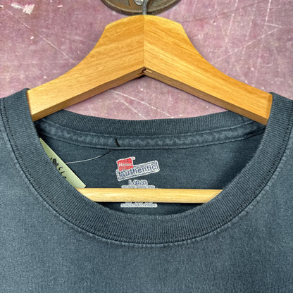 00s Black Nissan Titan Shirt 3836