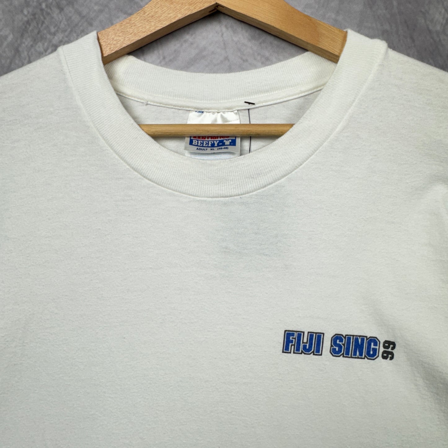 90s White Fiji Motor Company Shirt 3951