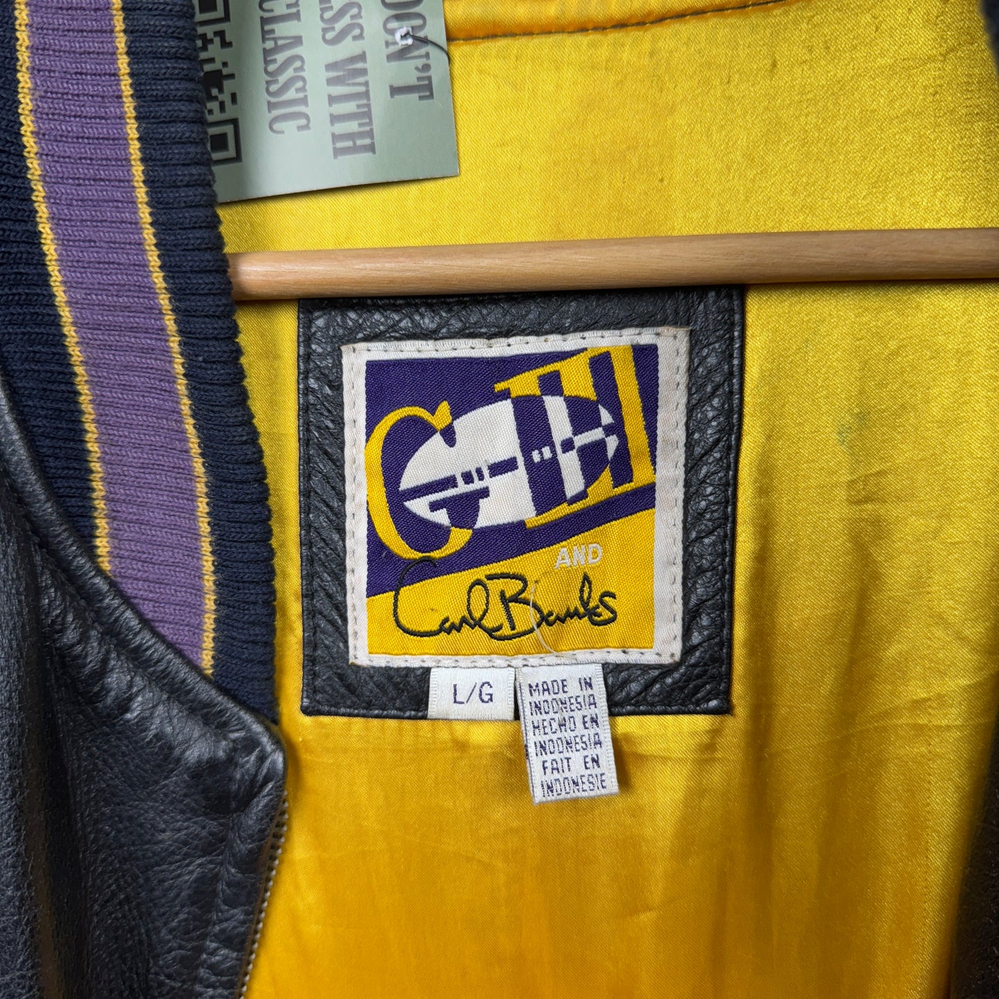 90s Black Minnesota Vikings Leather Jacket 4093