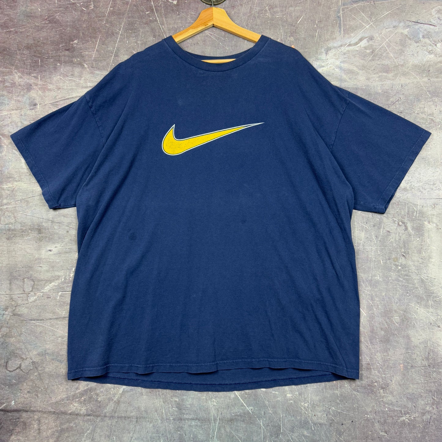 90s Navy Blue Nike Big Yellow Swoosh Essential Graphic Shirt XXL 0974