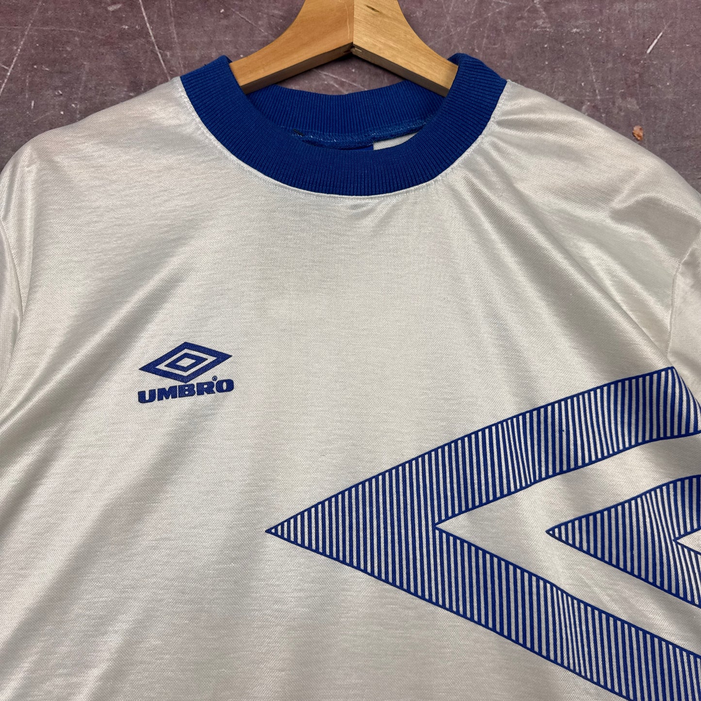 90s Umbro White Soccer Jersey 3613