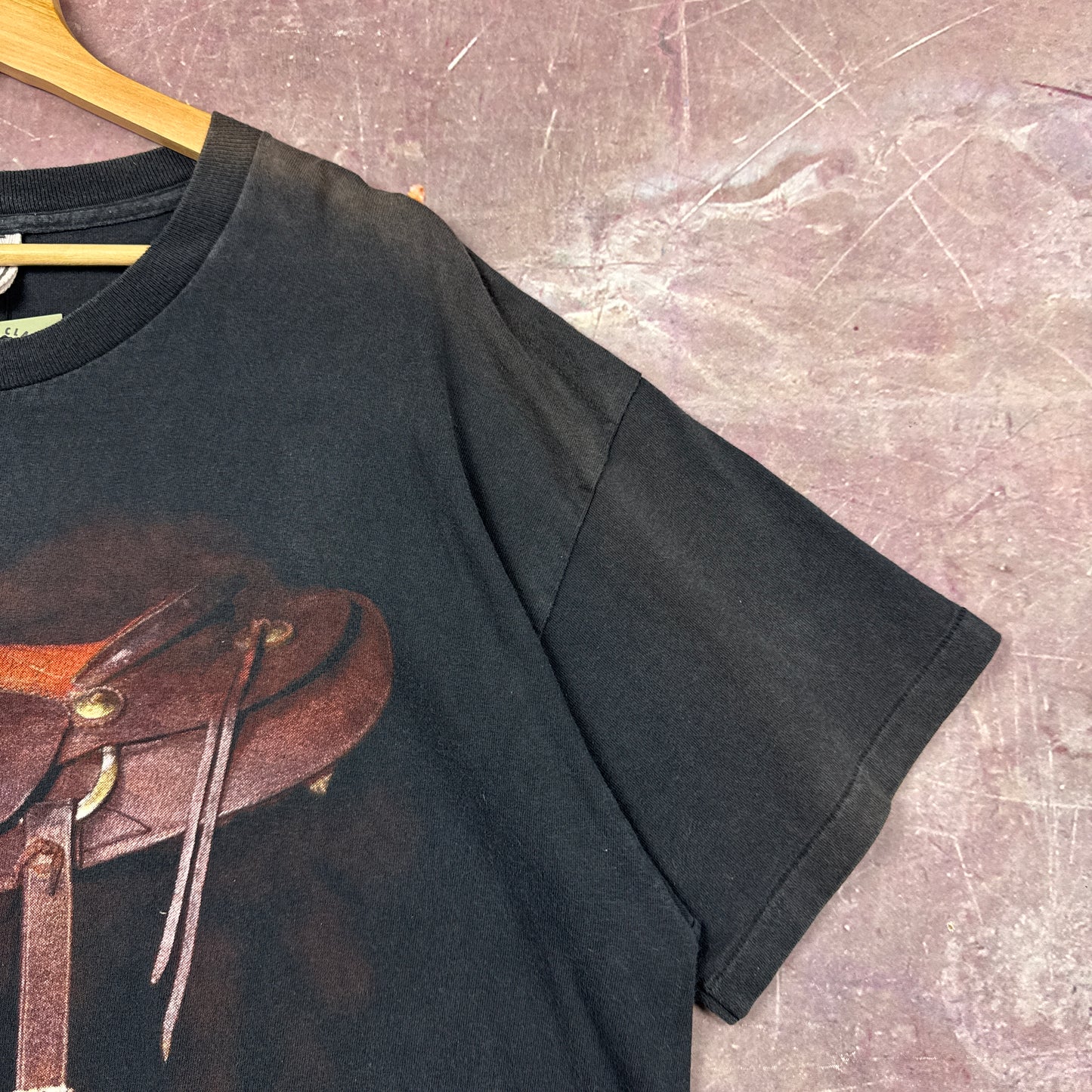 90s Black Horse Saddle Tee 3818
