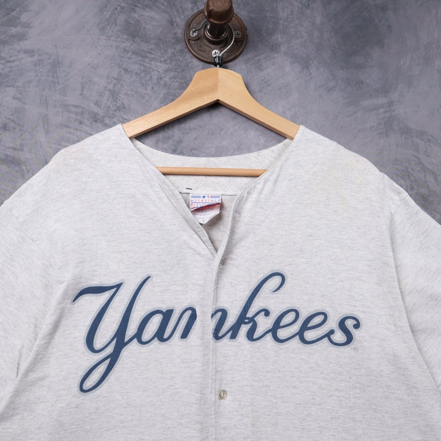 90s Heather Grey New York Yankees Majestic Button Up Jersey 5352