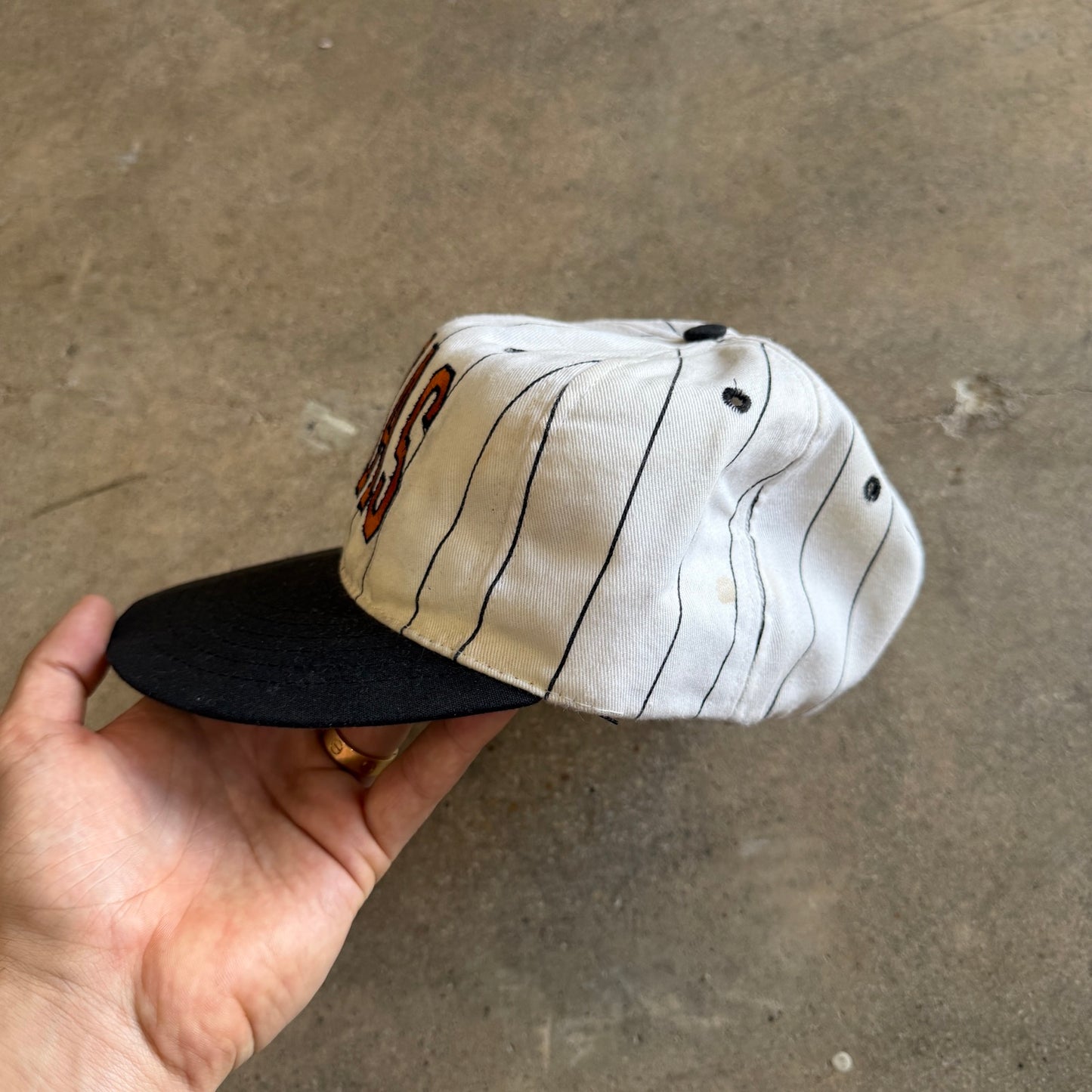 90s White Texas Longhorns Pinstripe Hat 5797