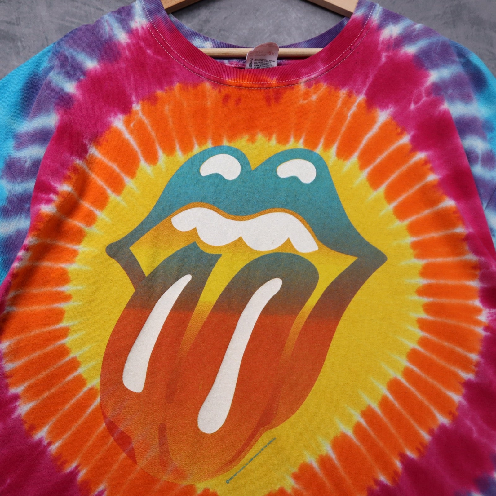 2003 Rolling Stones Tie Dye Tongue Logo Tour Shirt 5454