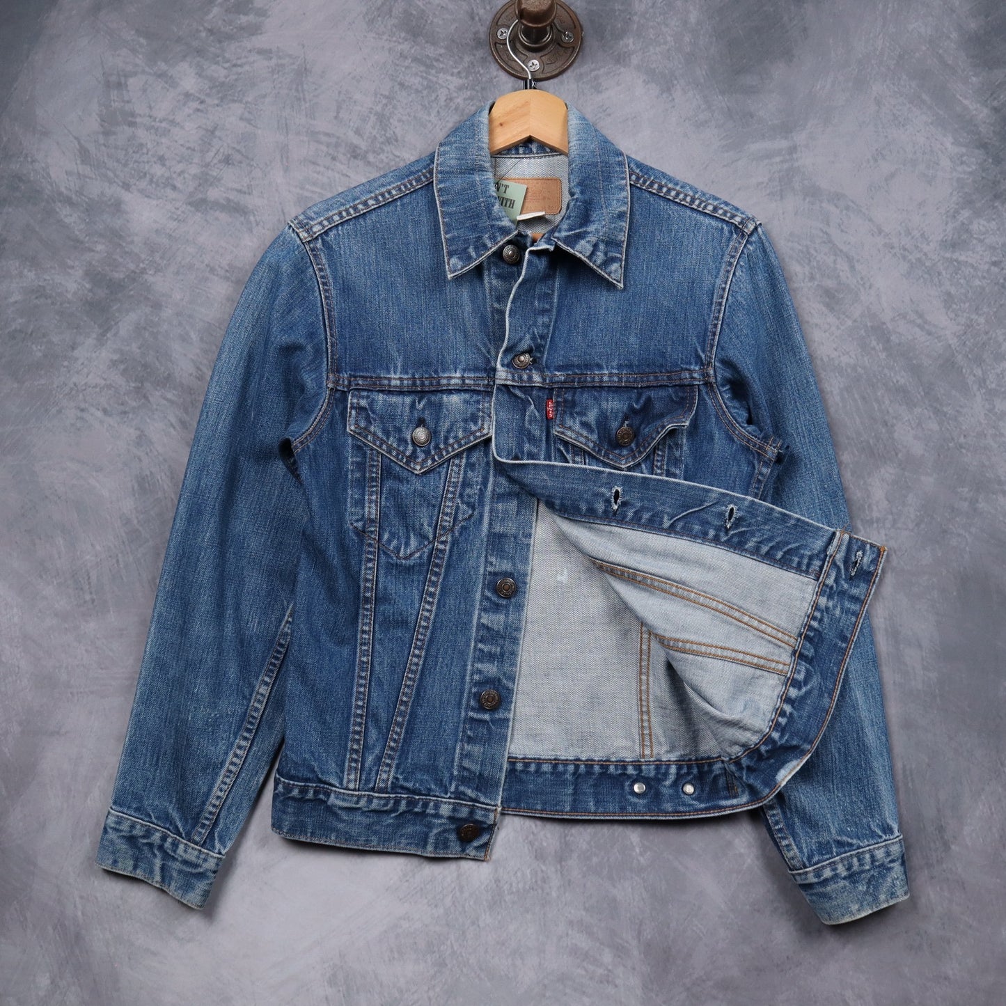 70s Medium Wash Levi's Type III Denim Jacket 5081