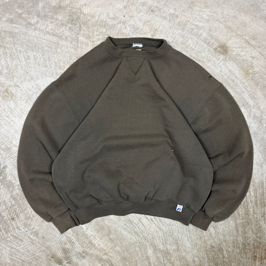 90s Mocha Russell Athletic Blank Essential Crewneck Sweatshirt Boxy L AV90