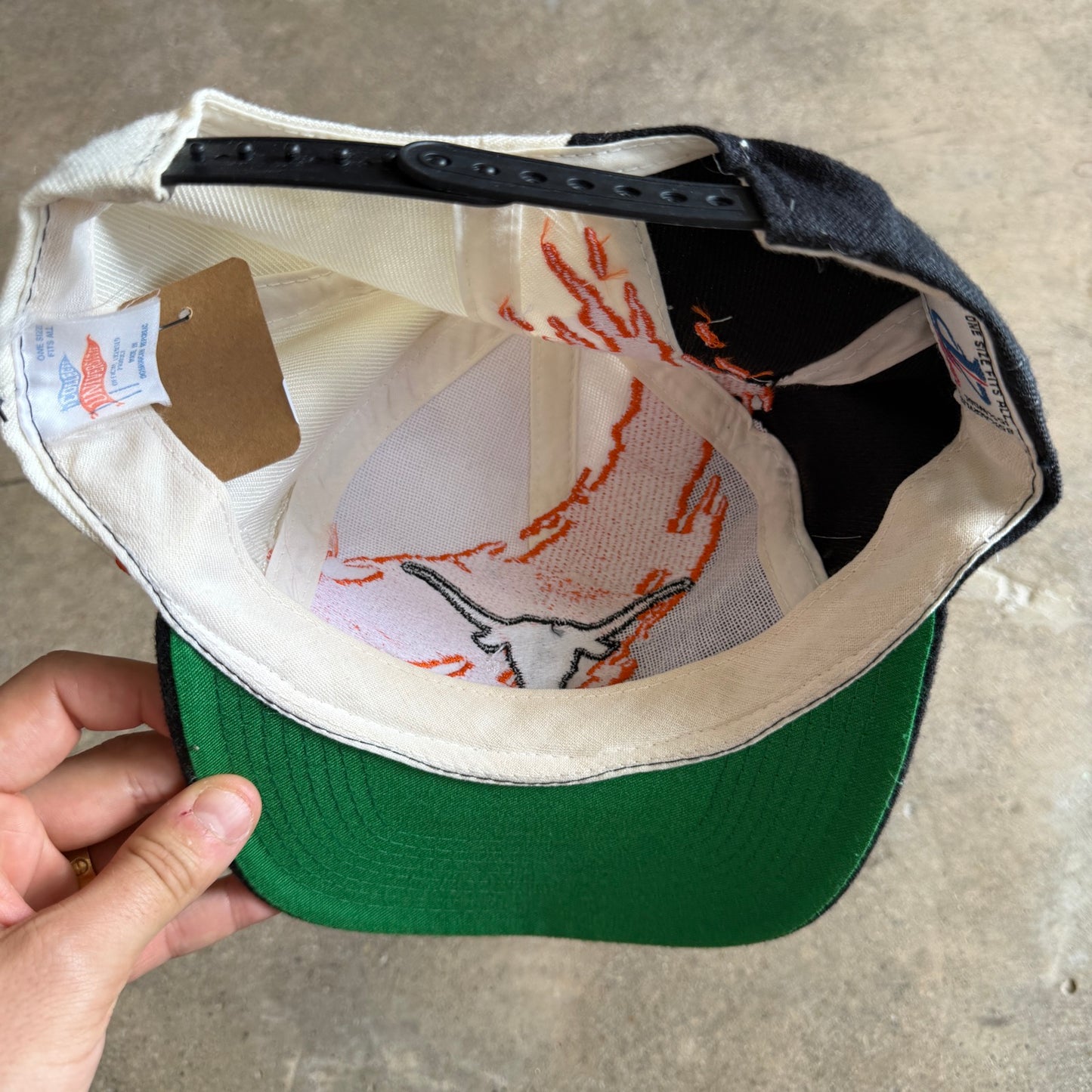 90s Black Texas Longhorns Logo Athletic Splash Snapback Hat 5781