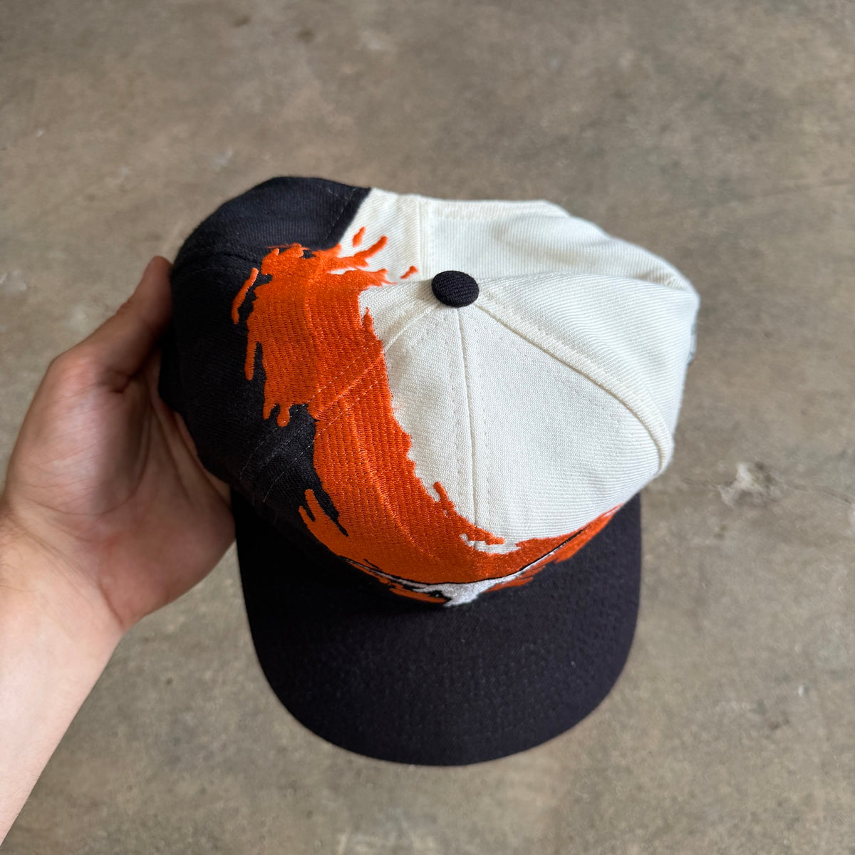 90s Black Texas Longhorns Logo Athletic Splash Snapback Hat 5781
