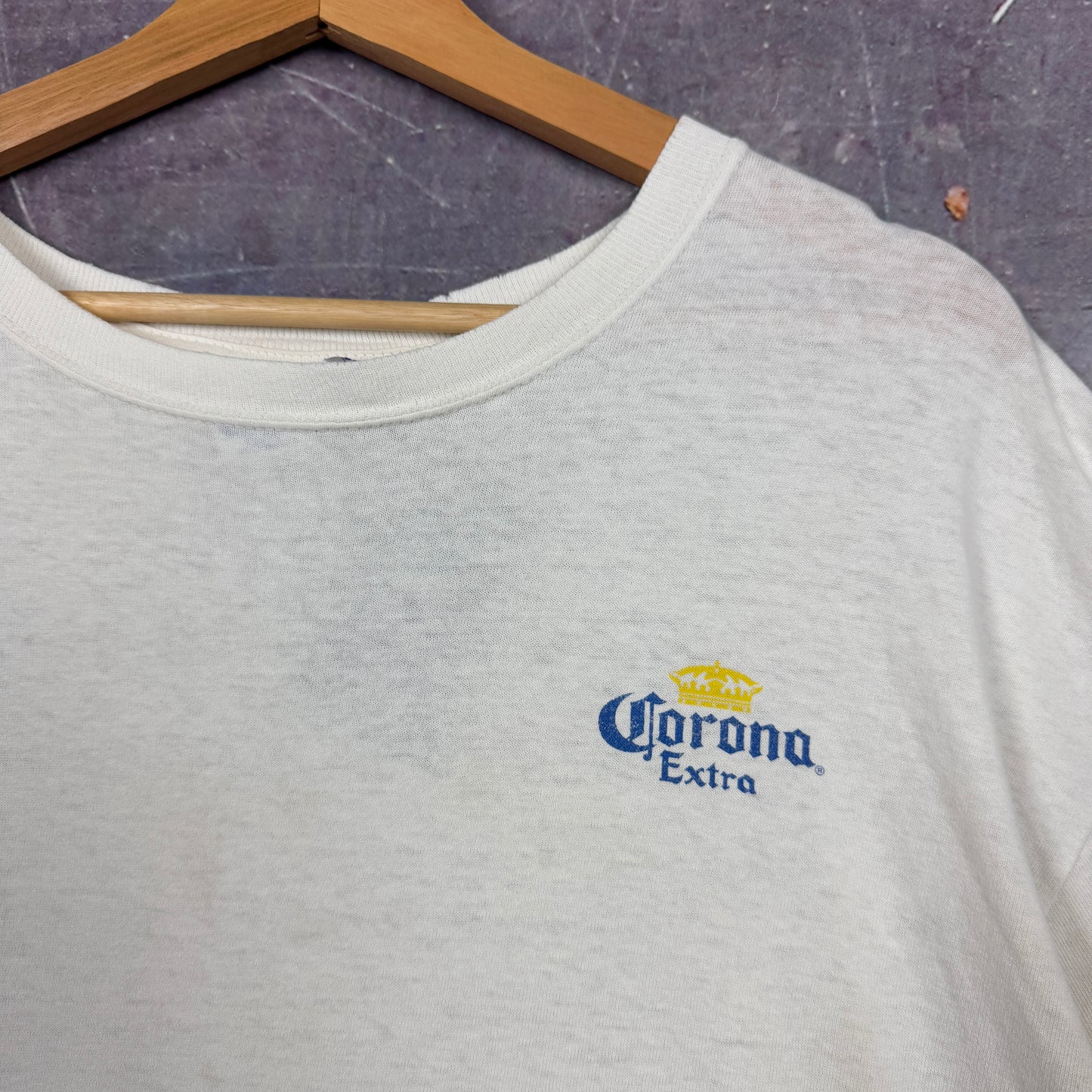 Early 00s White Corona Extra Get Away For The Game Beer Graphic Shirt XL 1045