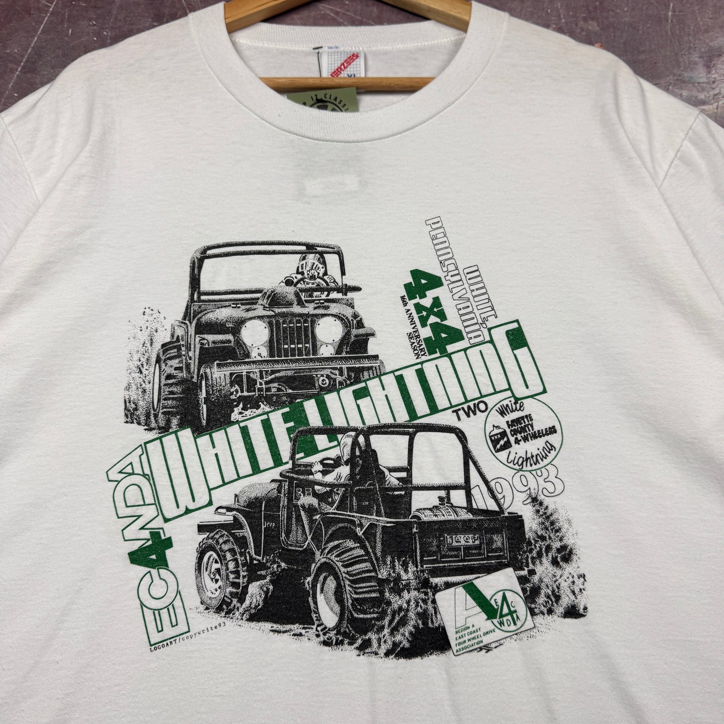 90s White Lightning Off Roading Shirt 3666