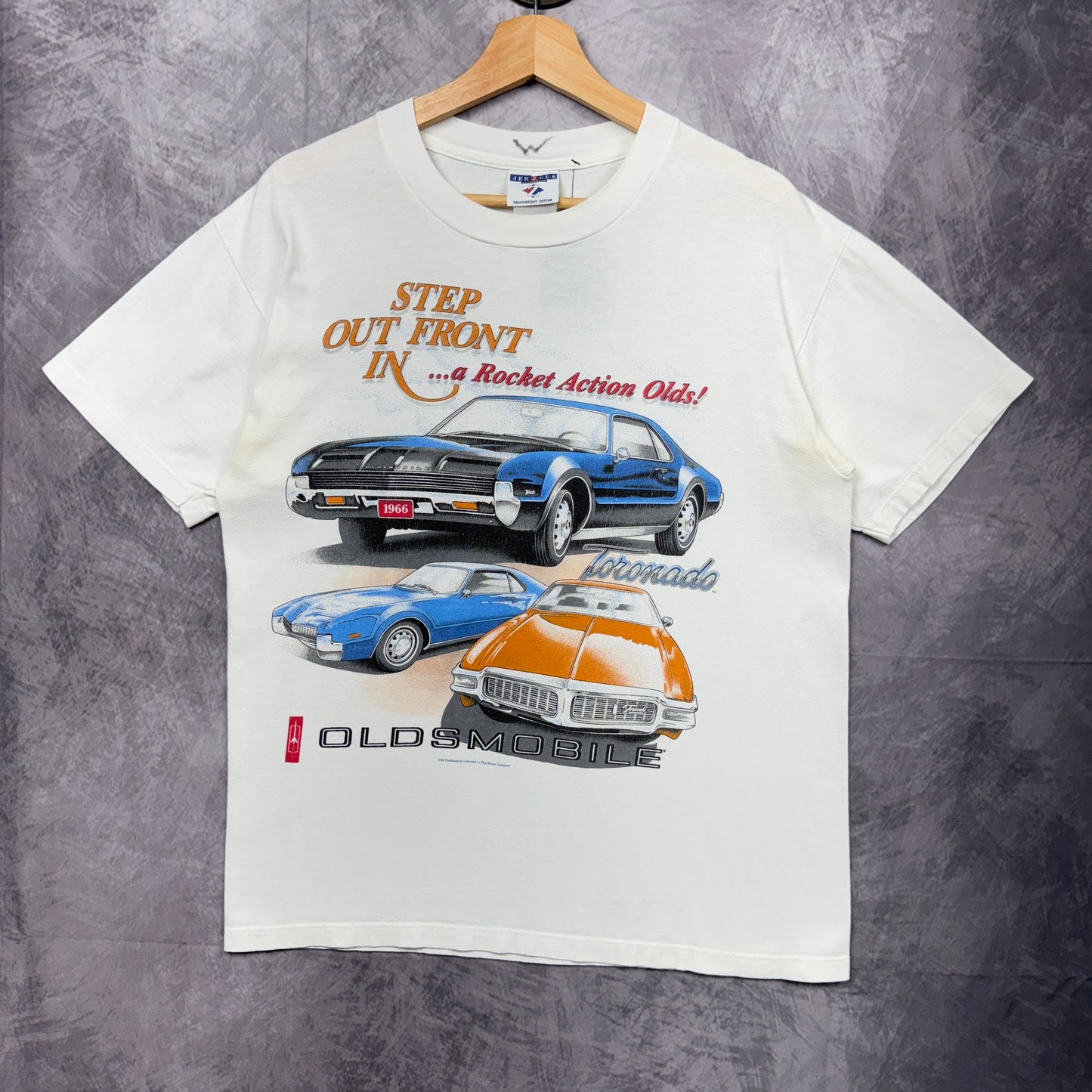90s White Oldsmobile Shirt 3887
