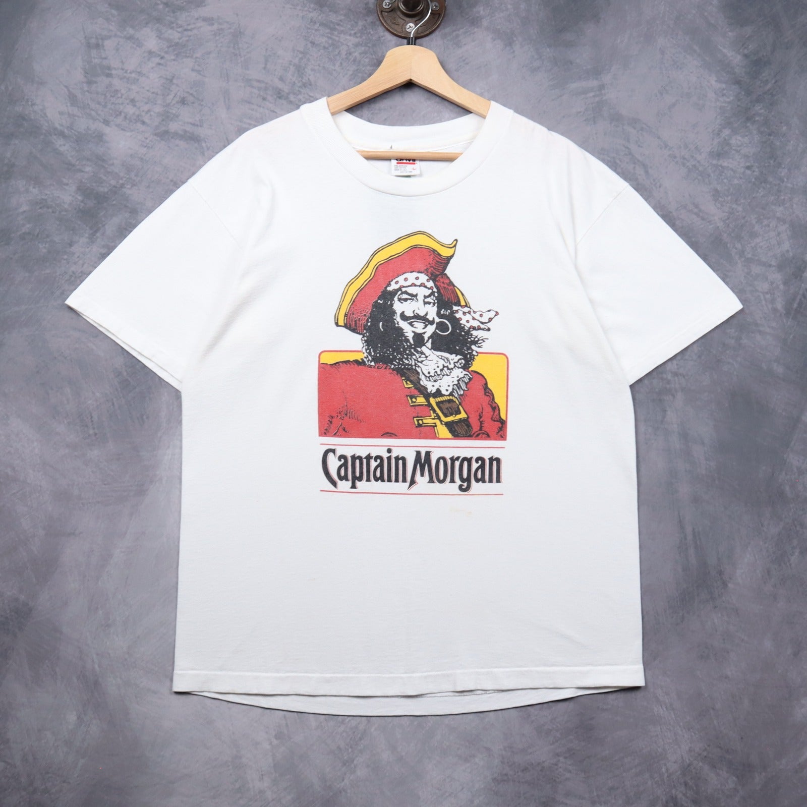 90s White Captain Morgan Shirt 5528