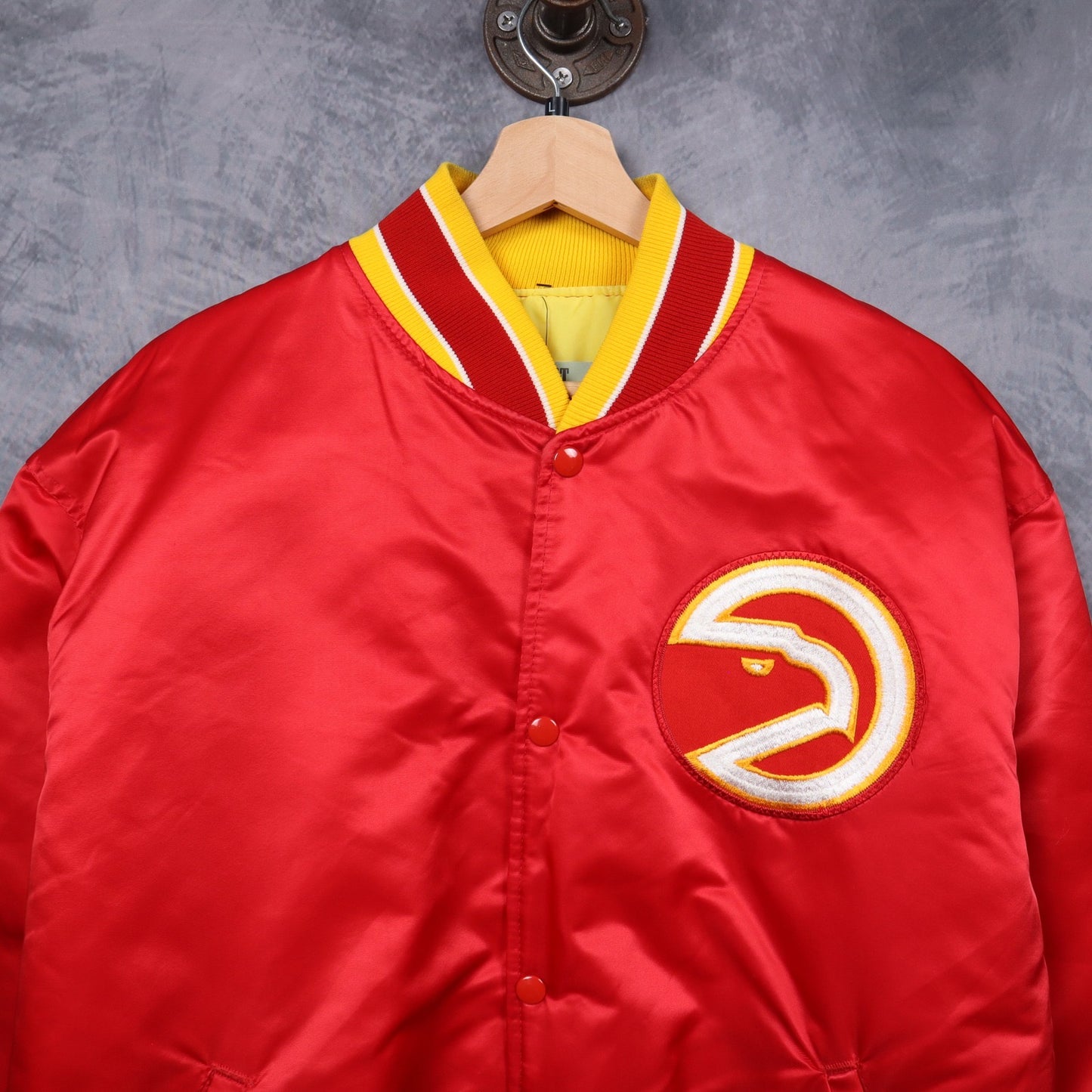 90s Red Atlanta Hawks Starter Satin Bomber Jacket 5069