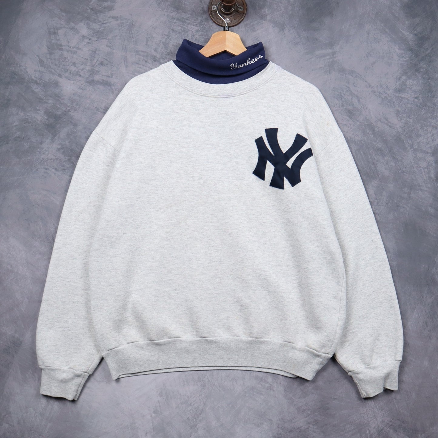 90s Grey New York Yankees Turtleneck Sweatshirt 5102