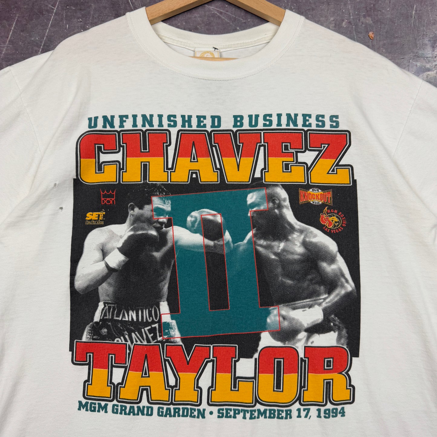 1994 White Chavez Taylor MGM Grand Garden Boxing Graphic Shirt Boxy XL 1029