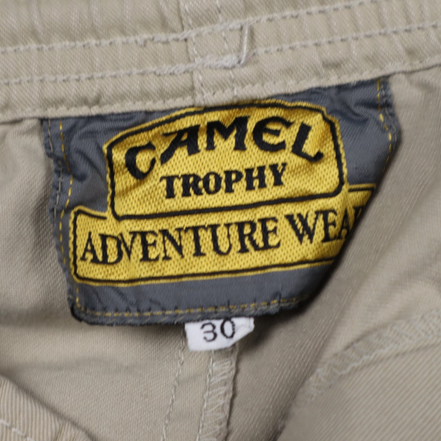 90s Khaki Camel Trophy Adventure Wear Cargo Shorts 5178