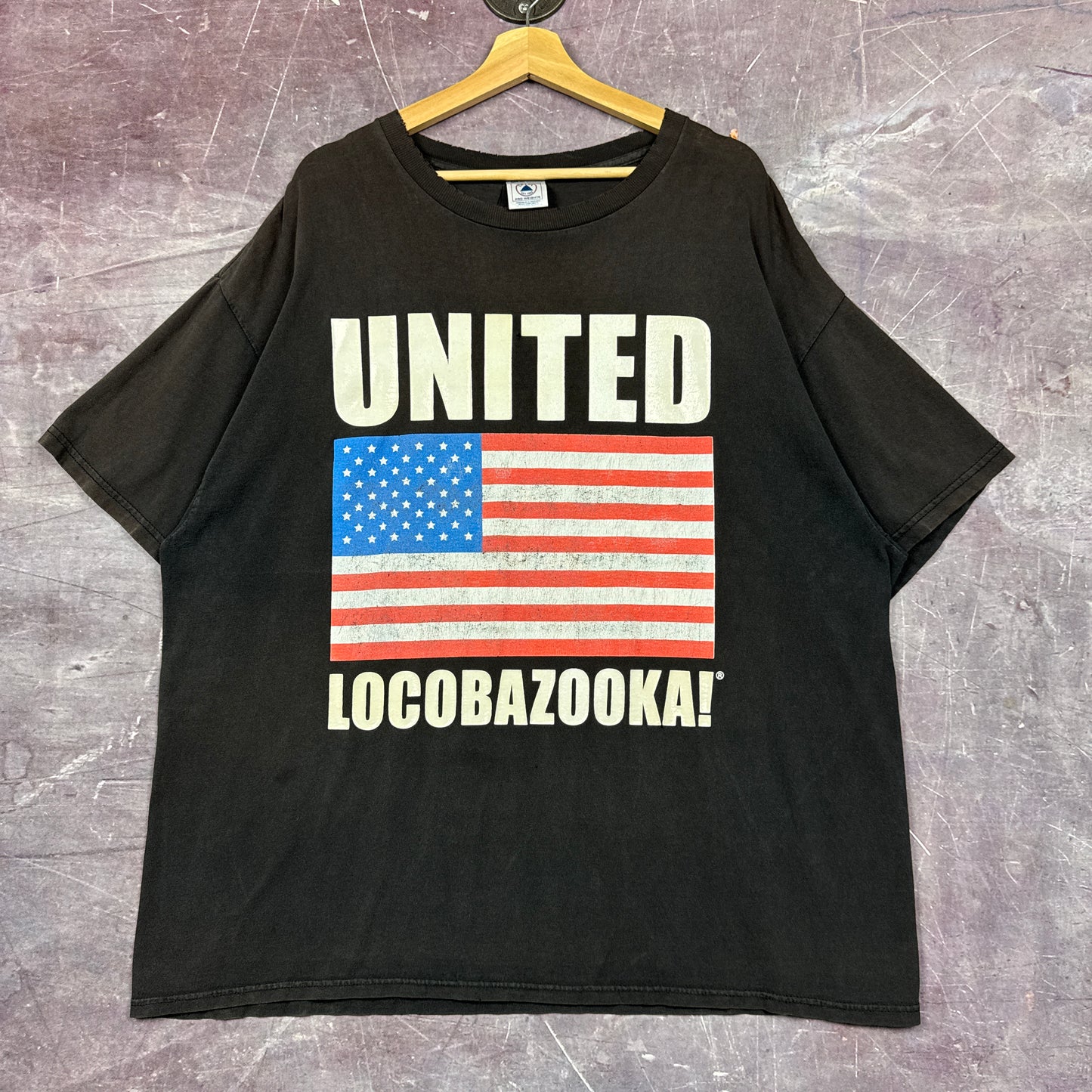 2001 Faded Black United Locobazooka USA Flag Graphic Shirt XL 2813